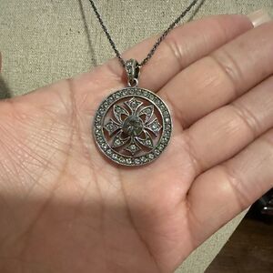 Annaleece by Devries  Necklace